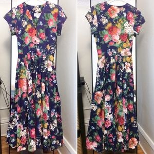 💐 Vintage Floral Maxi Dress 💐